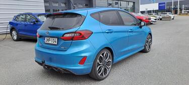 Ford Fiesta vaihtoauto