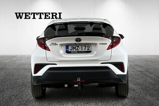 Toyota C-HR vaihtoauto