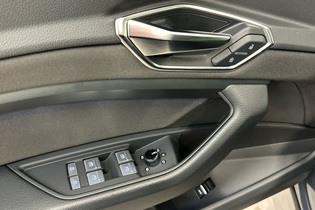 Audi Q8 e-tron vaihtoauto