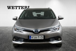 Toyota Auris vaihtoauto