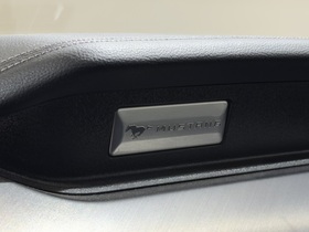 Ford USA Mustang vaihtoauto