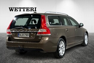 Volvo V70 vaihtoauto