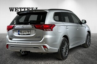 Mitsubishi Outlander PHEV vaihtoauto