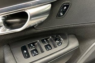 Volvo V90 Cross Country vaihtoauto