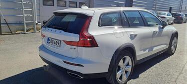 Volvo V60 Cross Country vaihtoauto