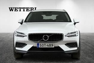 Volvo V60 Cross Country vaihtoauto