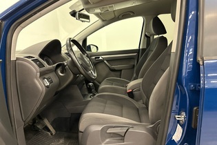 Volkswagen Touran vaihtoauto