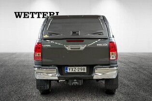 Toyota Hilux vaihtoauto