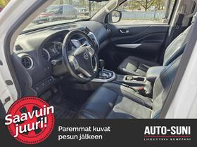 Nissan Navara vaihtoauto