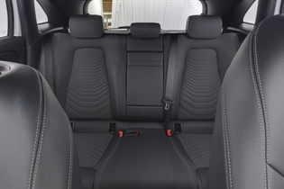 Mercedes-Benz EQA vaihtoauto