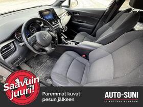 Toyota C-HR vaihtoauto