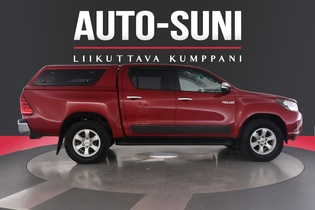Toyota Hilux vaihtoauto