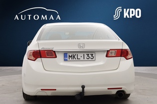 Honda Accord vaihtoauto