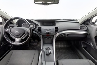 Honda Accord vaihtoauto