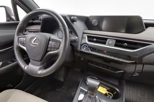Lexus UX vaihtoauto