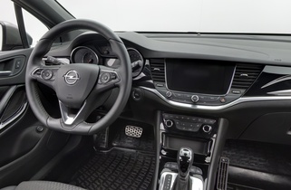 Opel Astra vaihtoauto