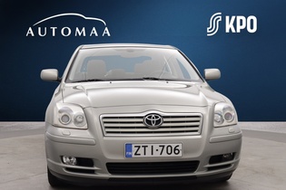 Toyota Avensis vaihtoauto