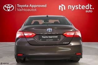 Toyota Camry vaihtoauto