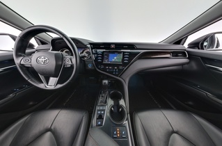 Toyota Camry vaihtoauto