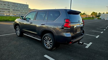 Toyota Land Cruiser vaihtoauto
