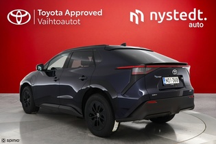 Toyota bZ4X vaihtoauto