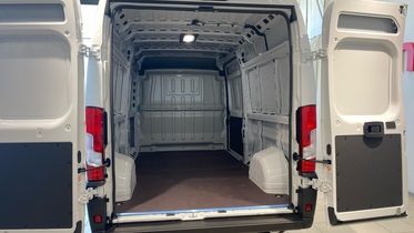 Toyota Proace MAX vaihtoauto