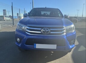 Toyota Hilux vaihtoauto