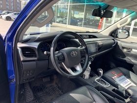 Toyota Hilux vaihtoauto