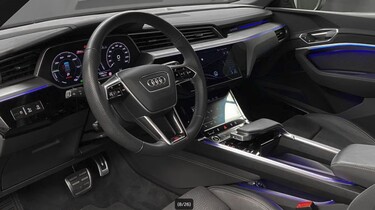 Audi Q8 e-tron vaihtoauto