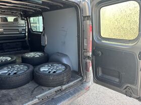 Opel Vivaro vaihtoauto