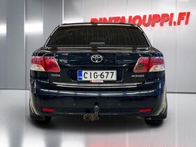 Toyota Avensis vaihtoauto