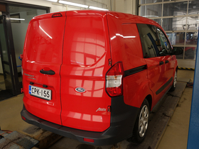 Ford Transit Courier vaihtoauto