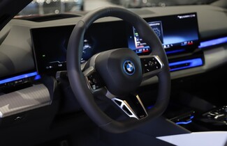 BMW i5 vaihtoauto