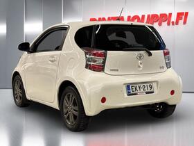 Toyota iQ vaihtoauto