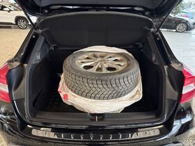 Mercedes-Benz GLA vaihtoauto