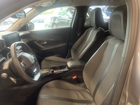 Peugeot e-2008 vaihtoauto