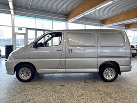 Toyota Hiace vaihtoauto