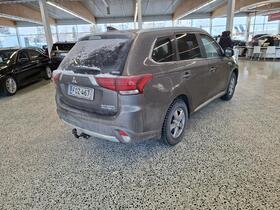 Mitsubishi Outlander vaihtoauto