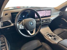 BMW 330 vaihtoauto