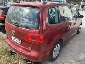 Volkswagen Touran vaihtoauto