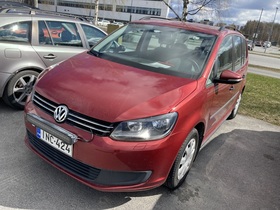 Volkswagen Touran vaihtoauto