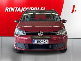 Volkswagen Touran vaihtoauto