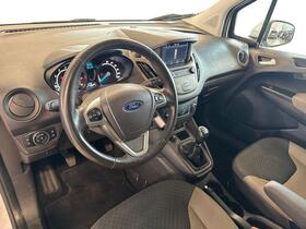 Ford Tourneo Courier vaihtoauto