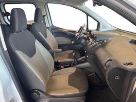 Ford Tourneo Courier vaihtoauto