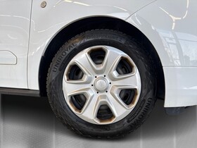 Ford Tourneo Courier vaihtoauto