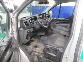 Ford Transit Custom vaihtoauto