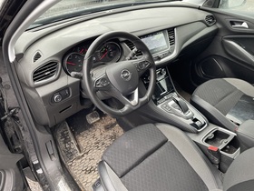 Opel Grandland vaihtoauto