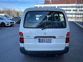 Toyota Hiace vaihtoauto