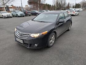 Honda Accord vaihtoauto