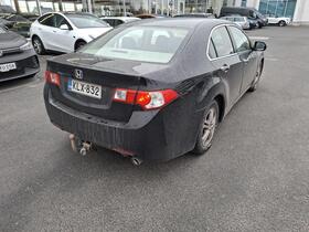 Honda Accord vaihtoauto